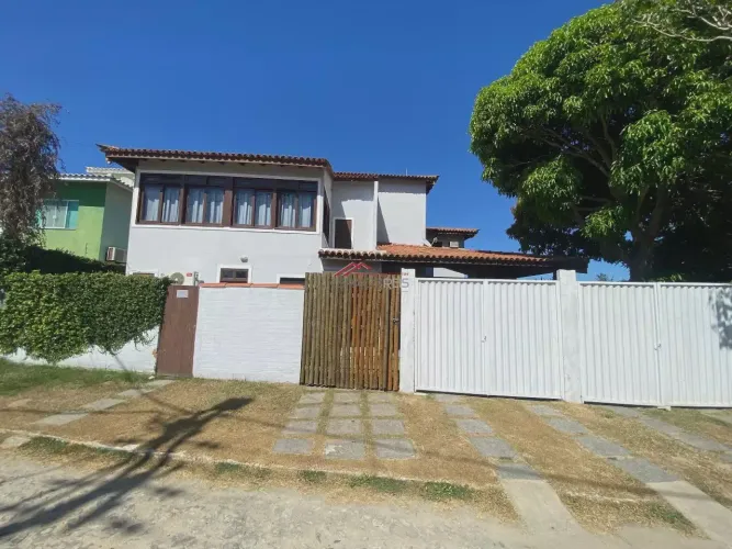 Casa para  locação anualcom 4 quartos em Marina - Armação dos Búzios - RJ
