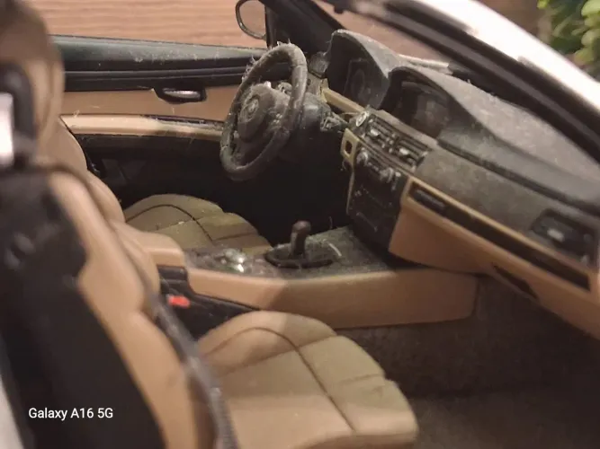 BMW colecionáveis by Kyosho.  1/18