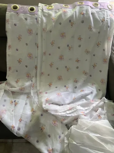 Cortina infantil feminina