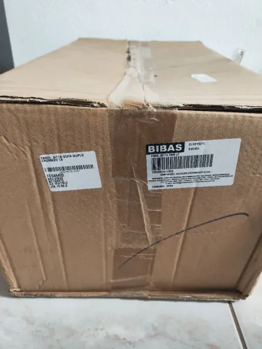 Par de Farol Jetta 2005 a 2010 LE/LD