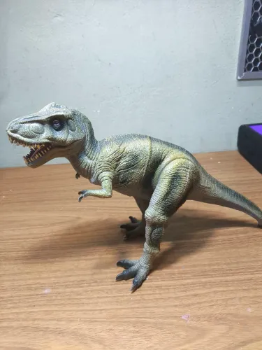 Tiranossauro rex de plástico