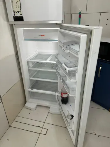 Vendo geladeira