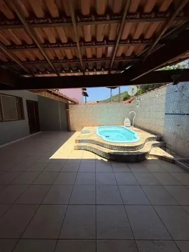 VENDO CASA EM MOSQUEIRO