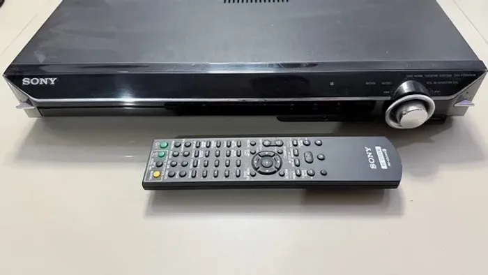 Home Theater Sony DAV-FZ900KW 5.1 canais - sem fio para caixas traseiras