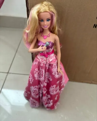 boneca barbie a princesa e a pop star