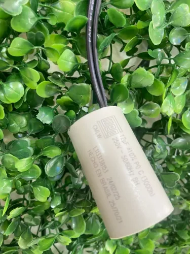 Capacitor Polipropileno P/Motor Rossi 600k 15mf-250vac Com Fio