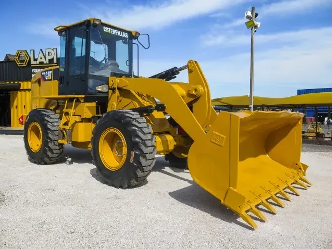 Pá Carregadeira Caterpillar 924H 2013 revisada