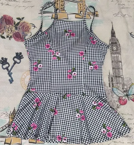 Blusinha Retrô de alcinha
