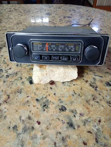 Rádio antigo fusca