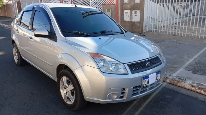 Ford Fiesta Sed. 1.6 8V Flex 4P 2008