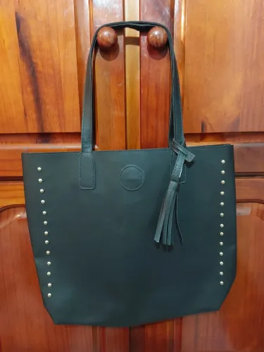 Bolsa de Ombro Preta