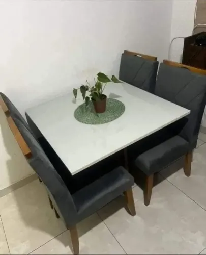 Mesa de Jantar Branca 4 Cadeiras