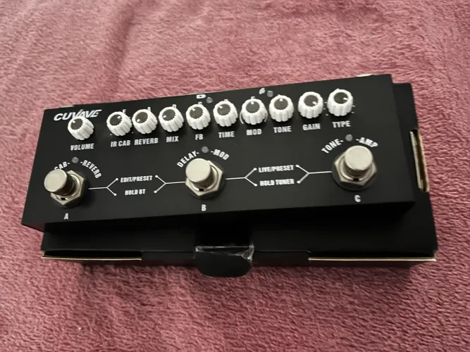 Cuvave pedal guitarra
