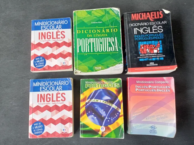 Mini Dicionário Escolar Compacto Português Inglês