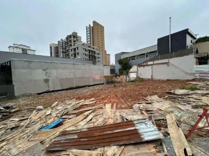 Terreno no Bairro Jardim em Santo André