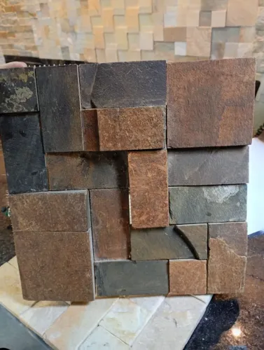 Revestimento de pedras ferro na placa 30x30