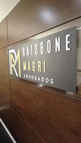 Placas externas e para recepção de comércios, empresas e Indústrias
