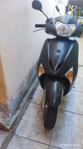 Honda Lead 110 - 2013 - Ótimo estado! 