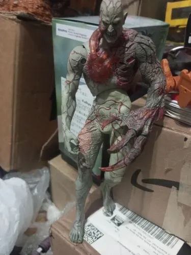 Action Figure Tyrant Resident Evil neca boneco figura