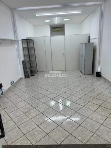 Sala comercial para locação Bairro Santa Mônica