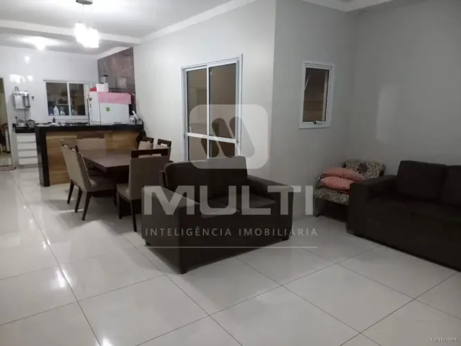 Casa Condominio - JARDIM HOLANDA