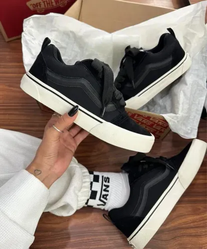 Tenis Vans KNU preto