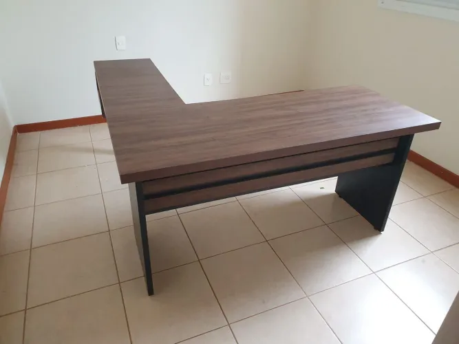 Mesa escritório 