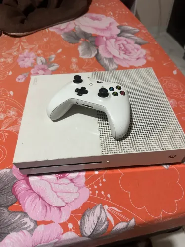 Xbox one 500 gigas 