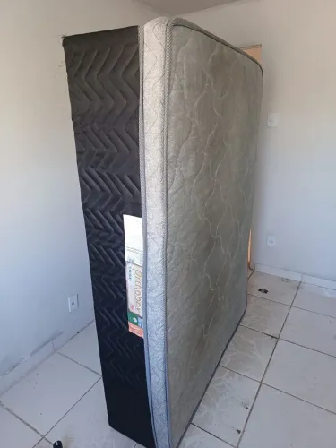 Cama BOX usada