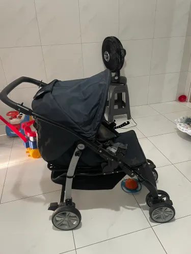 Bebê conforto + carrinho de bebê burigotto