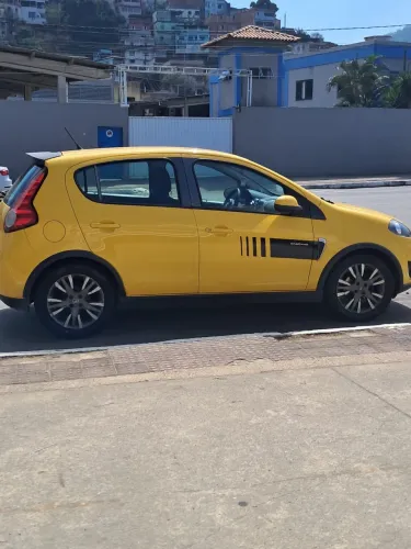 Fiat Palio Sporting Dualogic 1.6 Flex 16V 5P 2013