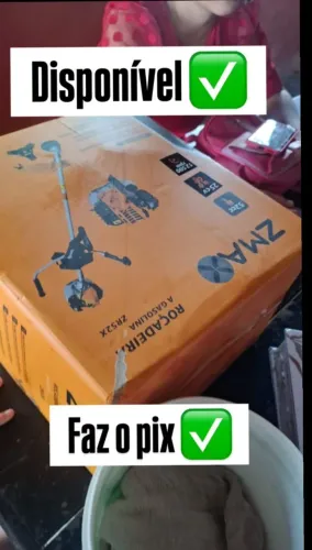 Vendo roçadeira nova ainda vai com o documento manual toda na caixa