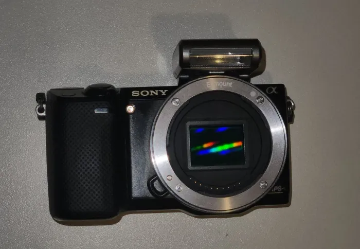 Sony Nex 5R Mirrorless (apenas corpo)