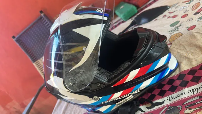 Capacete em ótimo estado 