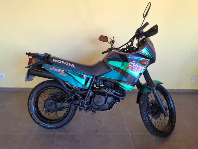 VENDE-SE HONDA NX 350 SAHARA - 1999<br>