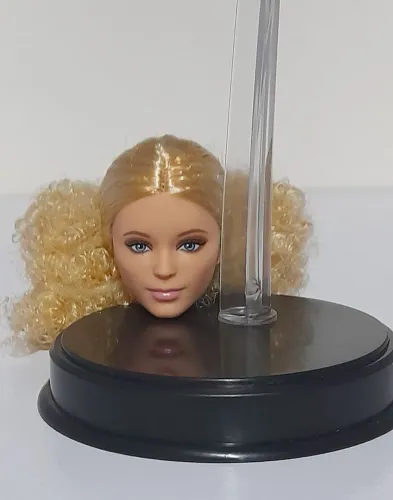 Cabeça Barbie Basics Model #7 - Victoria 