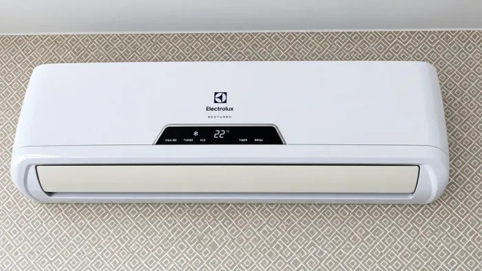 AR-CONDICIONADO ELECTROLUX 9.000 BTUs À VENDA!