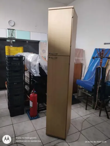Armário Alto só R$ 350