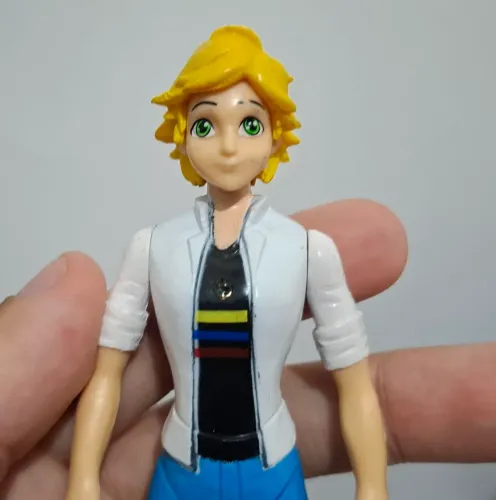 Miraculous Adrien Boneco Bootleg (LEIA A DESCRIÇÃO)