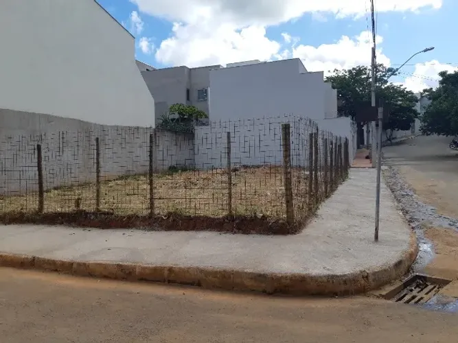 Lote 240m2 Bairro Cidade Nova