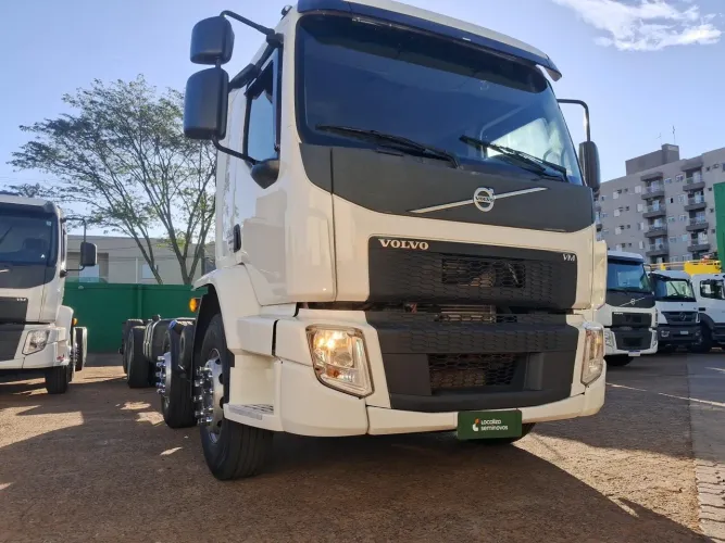 Volvo Vm 330 2021