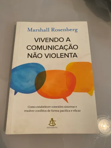 Livro Vivendo a comunicação não violenta 
