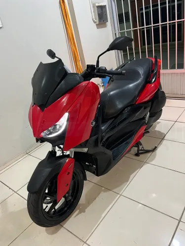 YAMAHA XMAX 250 ABS