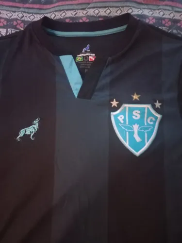 Camisa Lobo Black 2016 tamanho P masculina.