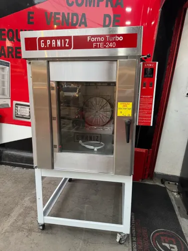 VENDO UM FORNO TURBO ELÉTRICO G.PANIZ FTE-240 8 ASSADEIRAS LIGOU SÓ 1 VEZ ESTADO DE NOVO