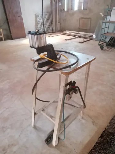 Máquina Pneumático Ilhos