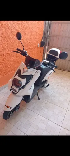 Motocicleta elétrica 