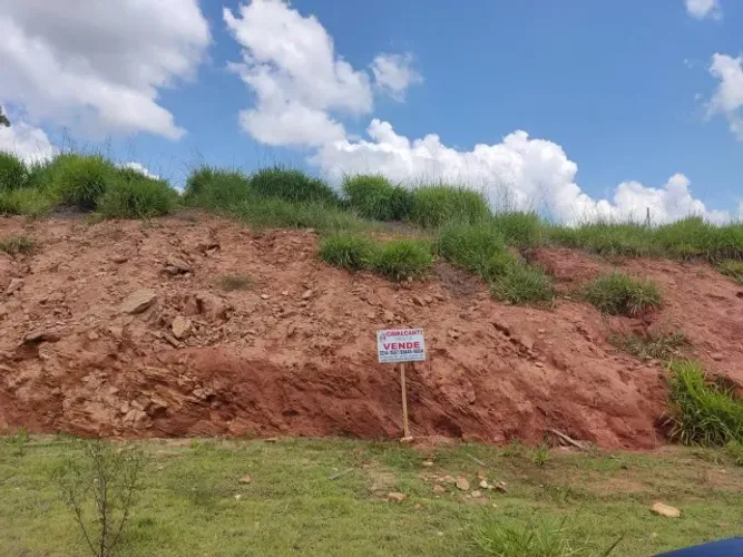 Terreno 220m² - R$90.000,00 + 12 parcelas de R$1382,91