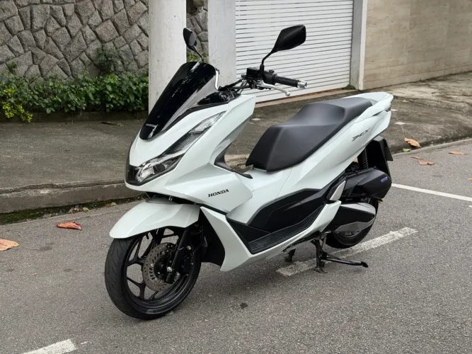 HONDA - Pcx 2024 // único dono + toda revisada na Honda !