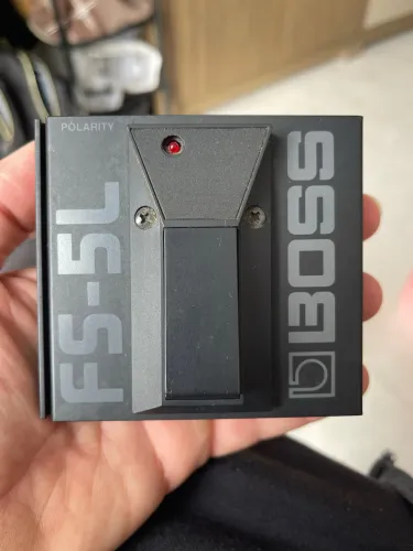 Pedal Boss FS-5L (Footswitch liga/desliga)